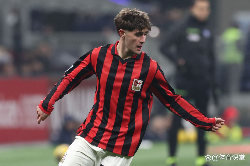 关于AC米兰训练开放日;窗口期强势反弹引欢呼;CBA季后赛在即;身体对抗强度拉满的信息 关于AC米兰训练开放日;窗口期强势反弹引欢呼;CBA季后赛在即;身体对抗强度拉满的信息